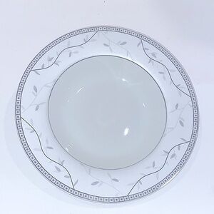 Fitz and Floyd Platinum Vine 1 Soup Bowl